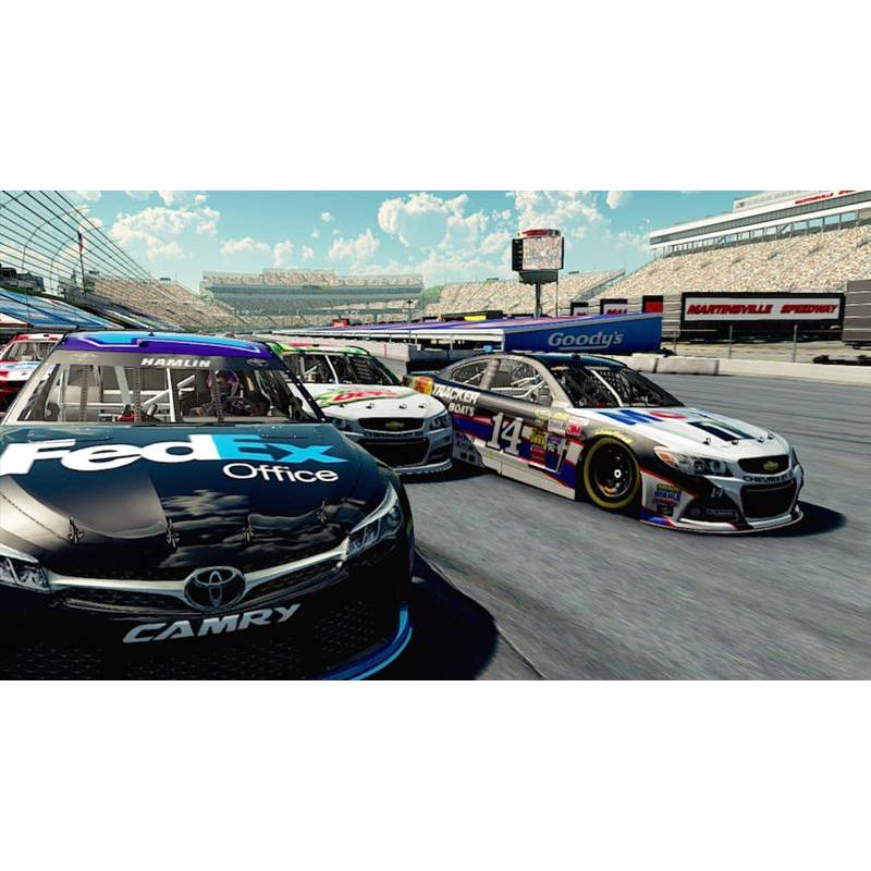 اسکرین شات (تصویر گیم پلی) بازی Nascar 15 نسخه Xbox 360