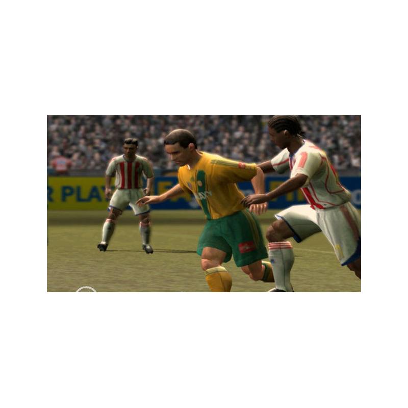 اسکرین شات از گیم پلی بازی Fifa Soccer 07