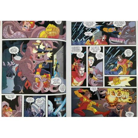 کالکشن کمیک Invincible