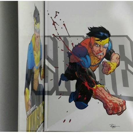 کالکشن کمیک Invincible