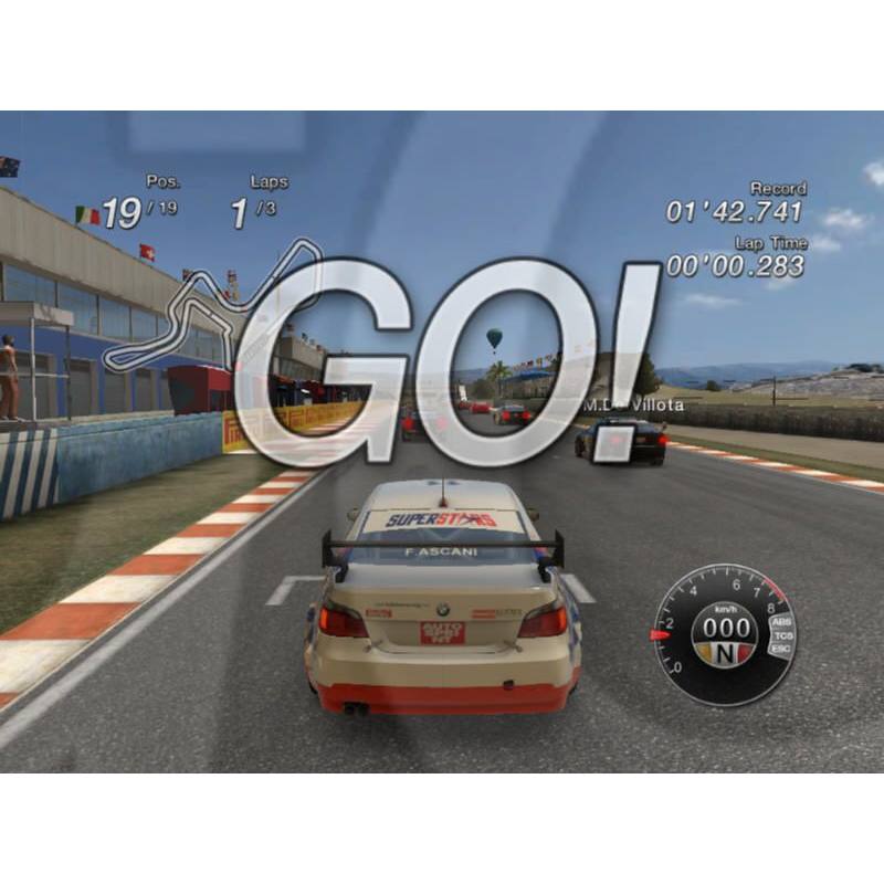 اسکرین شات و تصویر گیم پلی بازی Superstars V8 Racing نسخه ایکس باکس 360 (Xbox 360) تصویر شماره 1