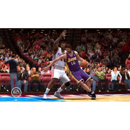 اسکرین شات و تصویر گیم پلی بازی NBA Live 09 نسخه PS3 تصویر 3 اسکرین شات و تصویر گیم پلی بازی NBA Live 09 نسخه PS3 تصویر 3