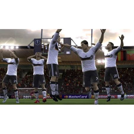 اسکرین‌شات و تصویر گیم‌پلی بازی UEFA EURO 2008 نسخه PS3 تصویر 3