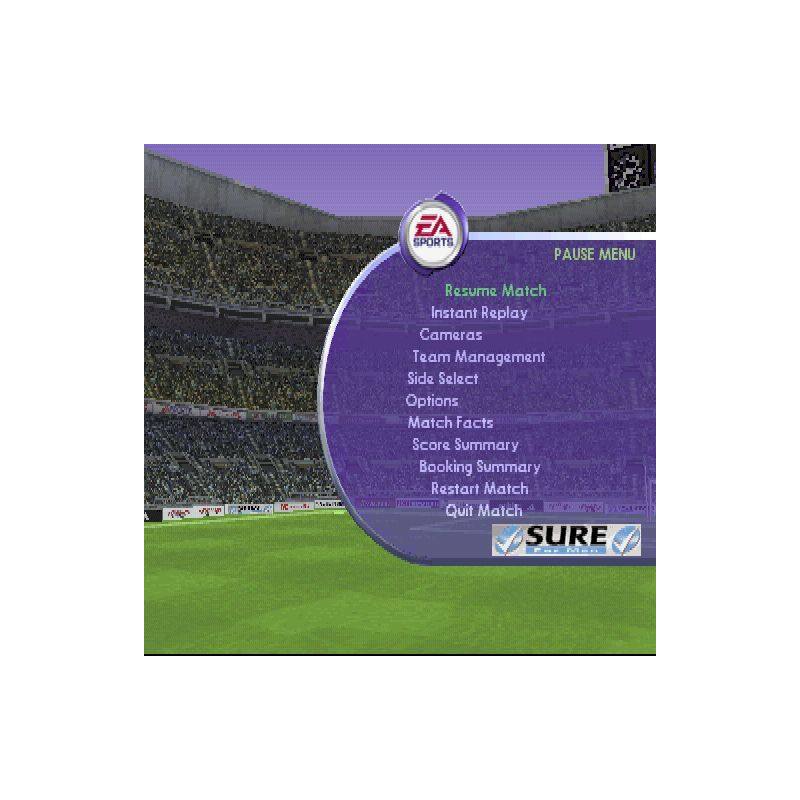 اسکرین شات و تصویر گیم‌پلی بازی FIFA 2001 مخصوص پلی استیشن وان (PS1) تصویر شماره 4